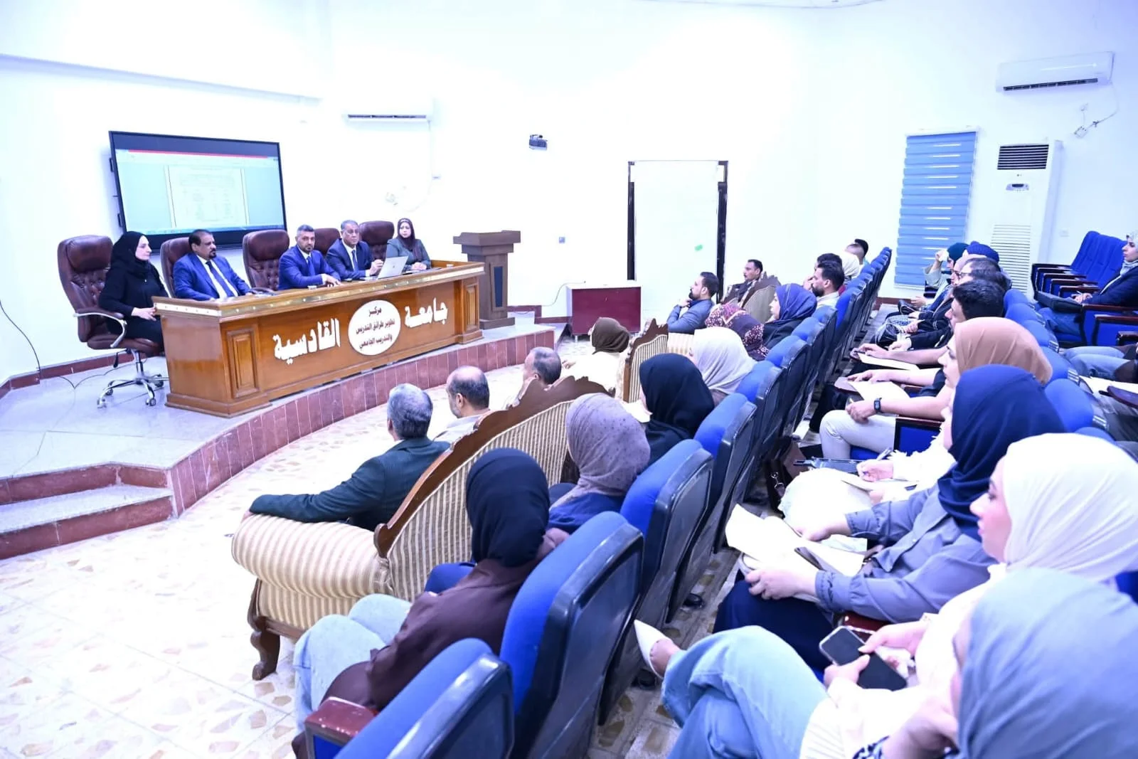 حاضرين الورشة | Workshop attendees